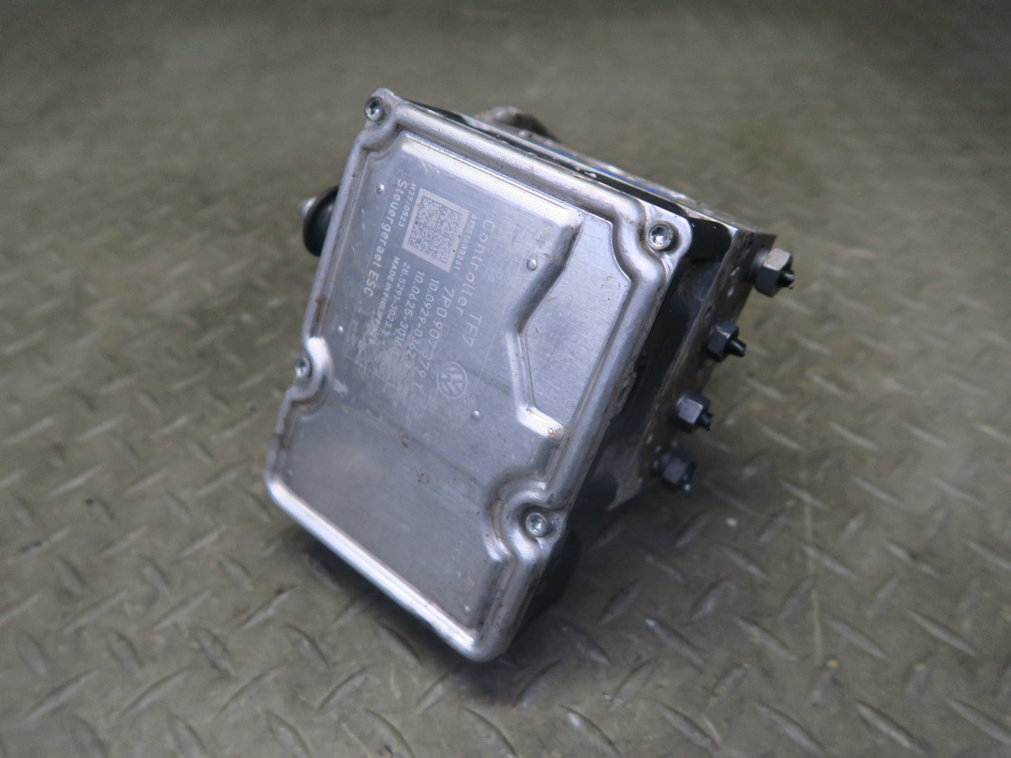 2015-2018 Porsche Cayenne 958.2 Anti Lock Brake ABS Pump Module 7P0614517T
