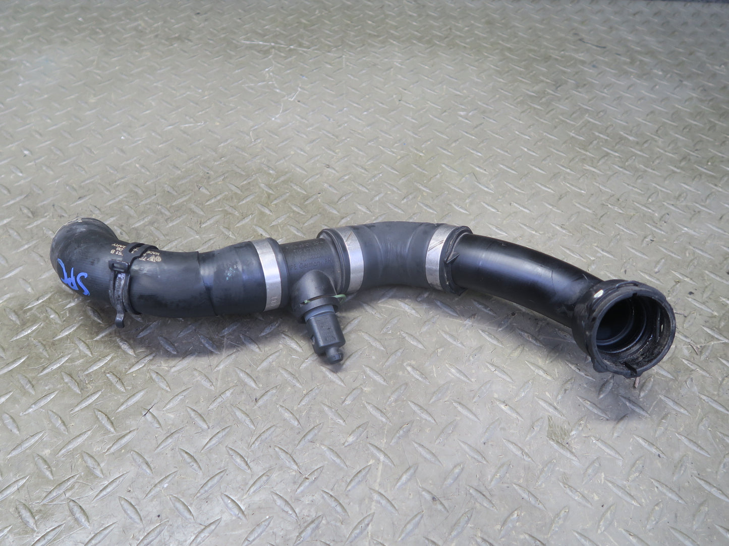 2011-2018 Porsche Cayenne 958 4.8L Engine Radiator Coolant Hose Pipe Line Set