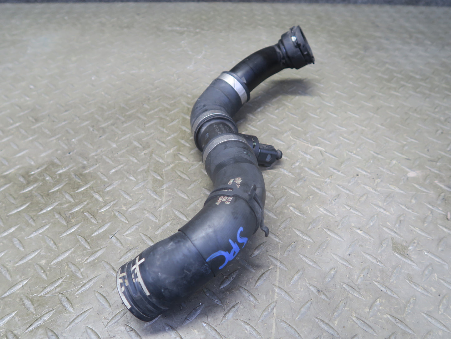 2011-2018 Porsche Cayenne 958 4.8L Engine Radiator Coolant Hose Pipe Line Set