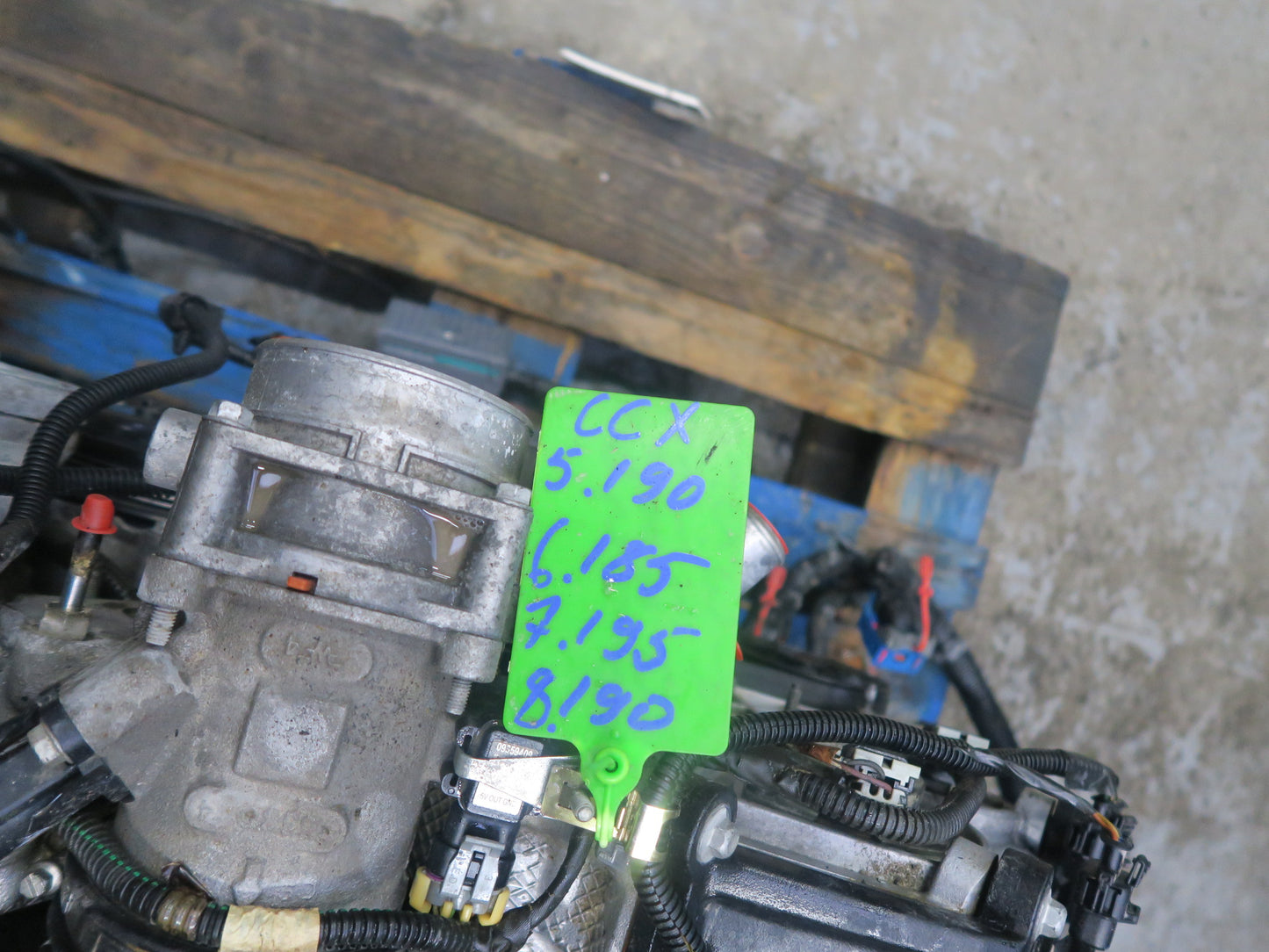 2005 Cadillac XLR 4.6L LH2 RWD VIN A 8TH Digit Complete Engine Motor 47K Miles