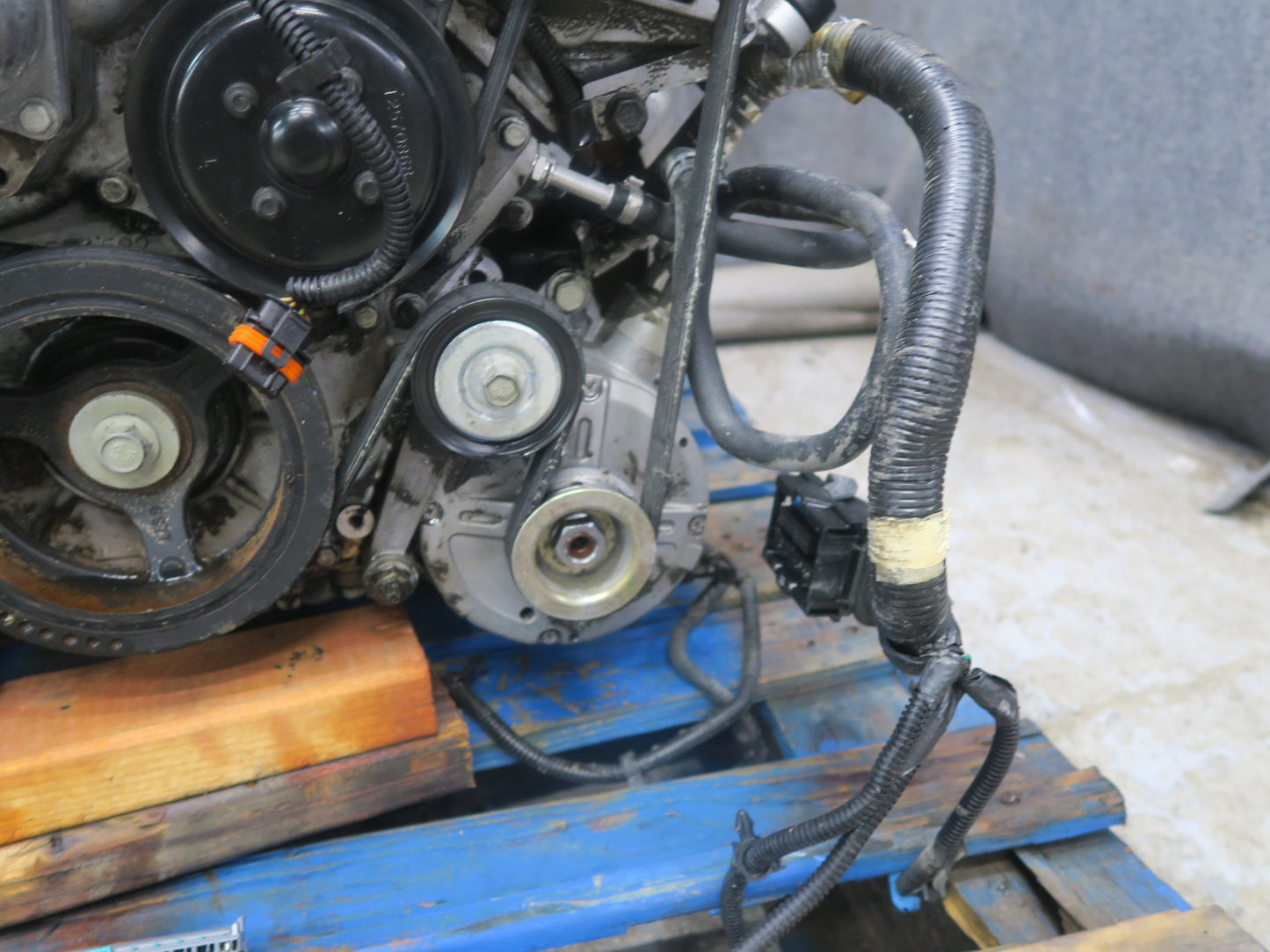 2005 Cadillac XLR 4.6L LH2 RWD VIN A 8TH Digit Complete Engine Motor 47K Miles