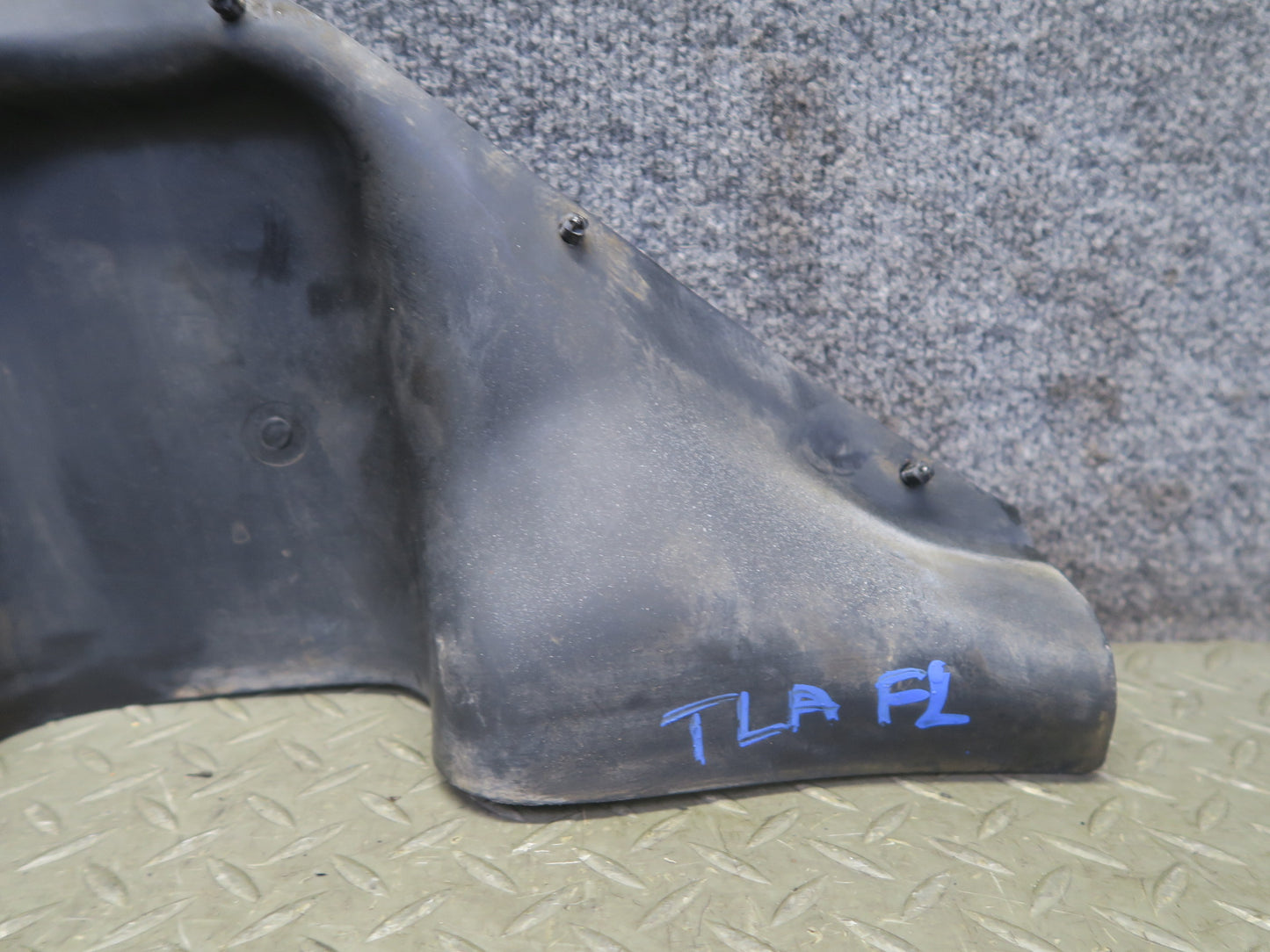 1991-1994 Toyota Land Cruiser FJ80 Front Left Fender Arch Liner Splash Shield