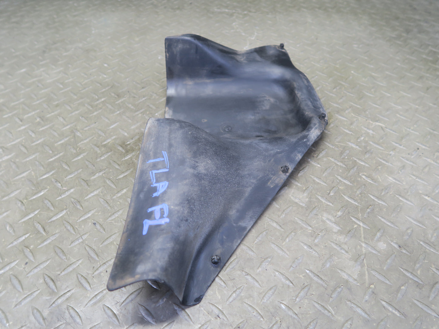 1991-1994 Toyota Land Cruiser FJ80 Front Left Fender Arch Liner Splash Shield