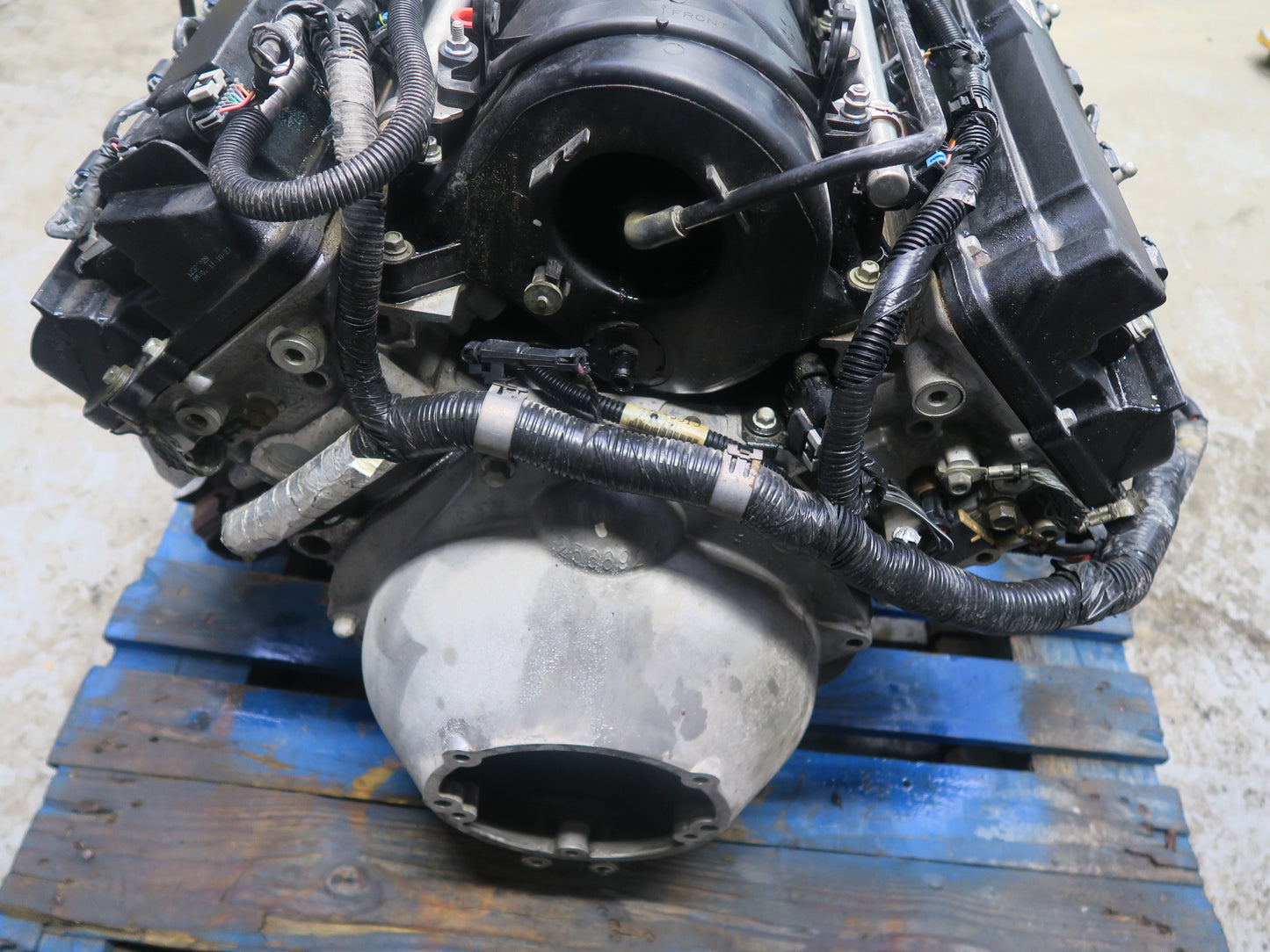 2005 Cadillac XLR 4.6L LH2 RWD VIN A 8TH Digit Complete Engine Motor 47K Miles