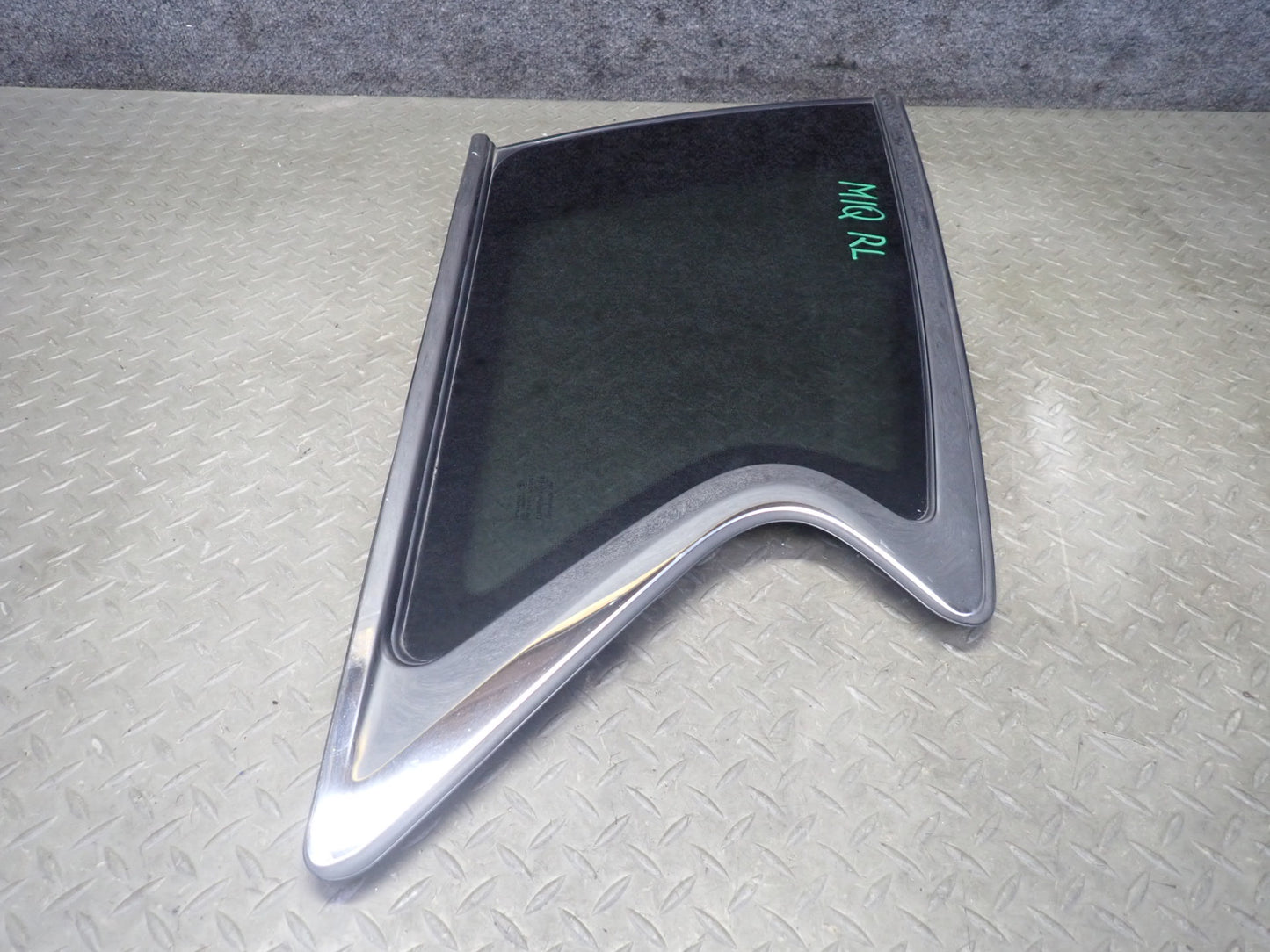 2013-2017 Infiniti JX35 QX60 Rear Left Driver Side Quarter Window Glass