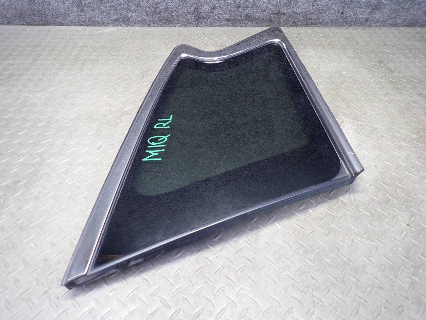 2013-2017 Infiniti JX35 QX60 Rear Left Driver Side Quarter Window Glass