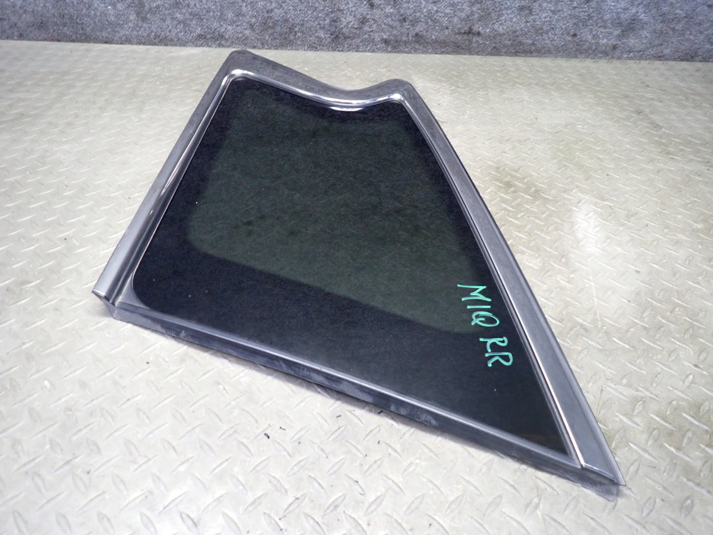 2014-2017 Infiniti QX60 Rear Right Quarter Glass Window