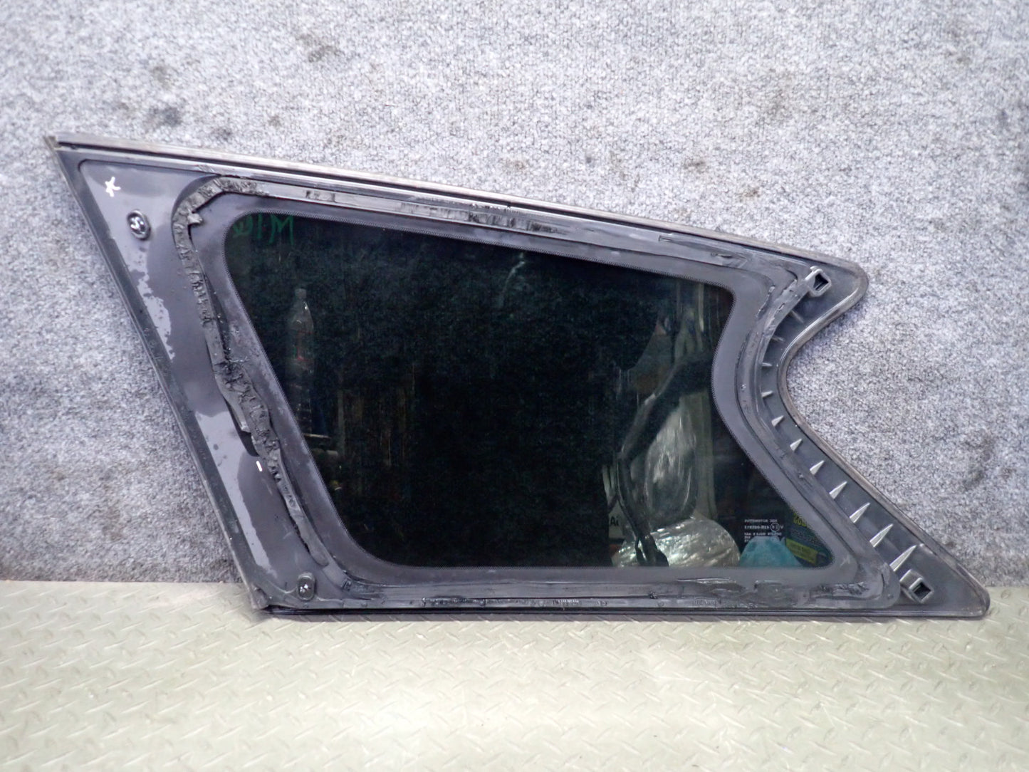 2014-2017 Infiniti QX60 Rear Right Quarter Glass Window