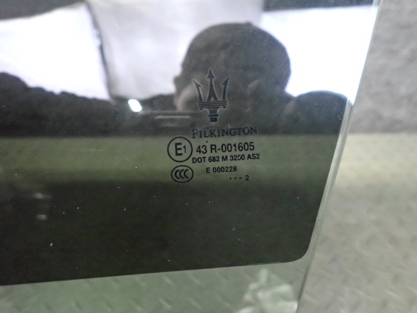 2008-2019 Maserati Granturismo M145 Left Door Glass Window