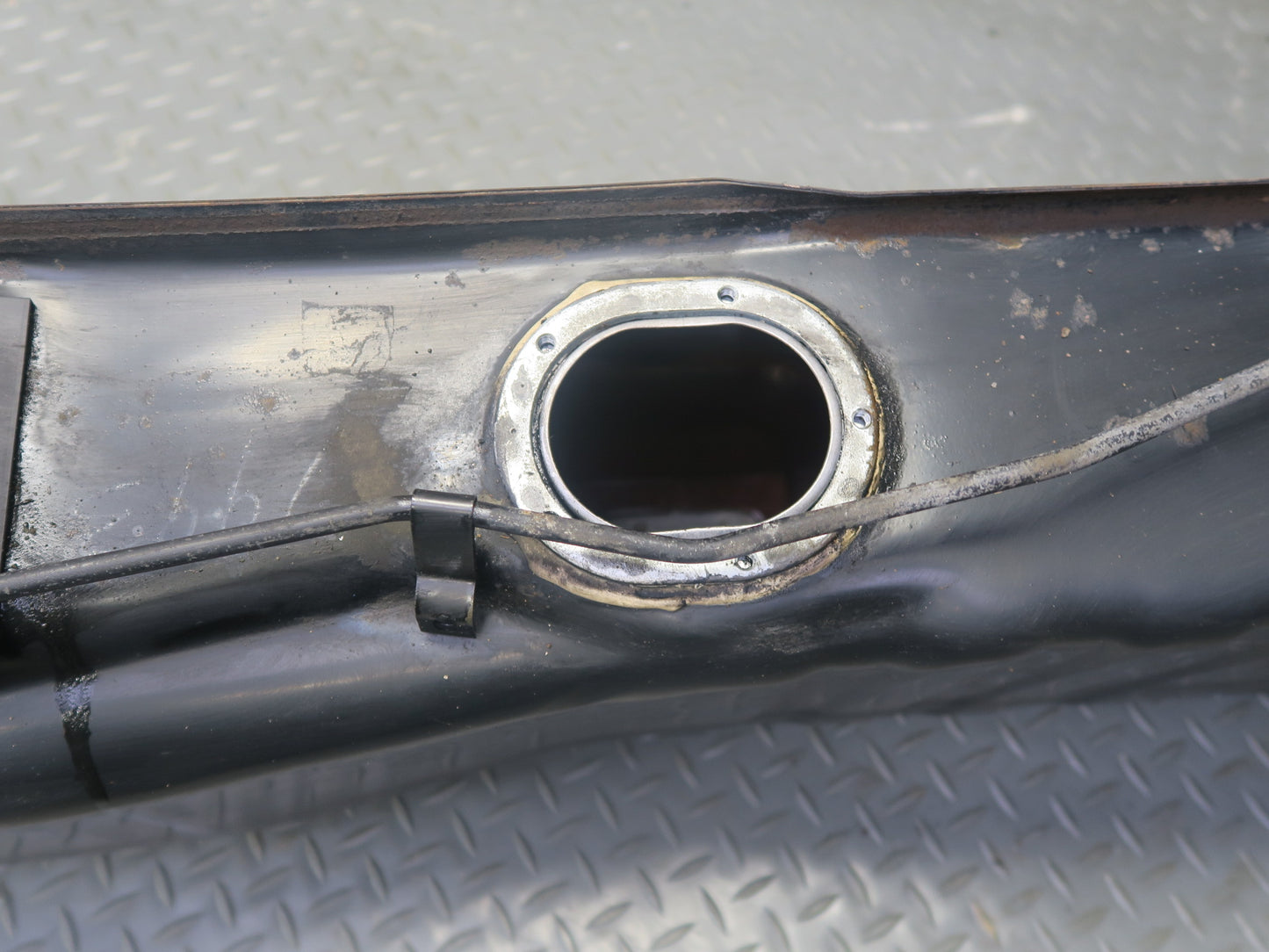 91-95 Toyota MR2 NA 2.2L Fuel Gas Tank w Filler Neck Pipe Set 57K Miles OEM