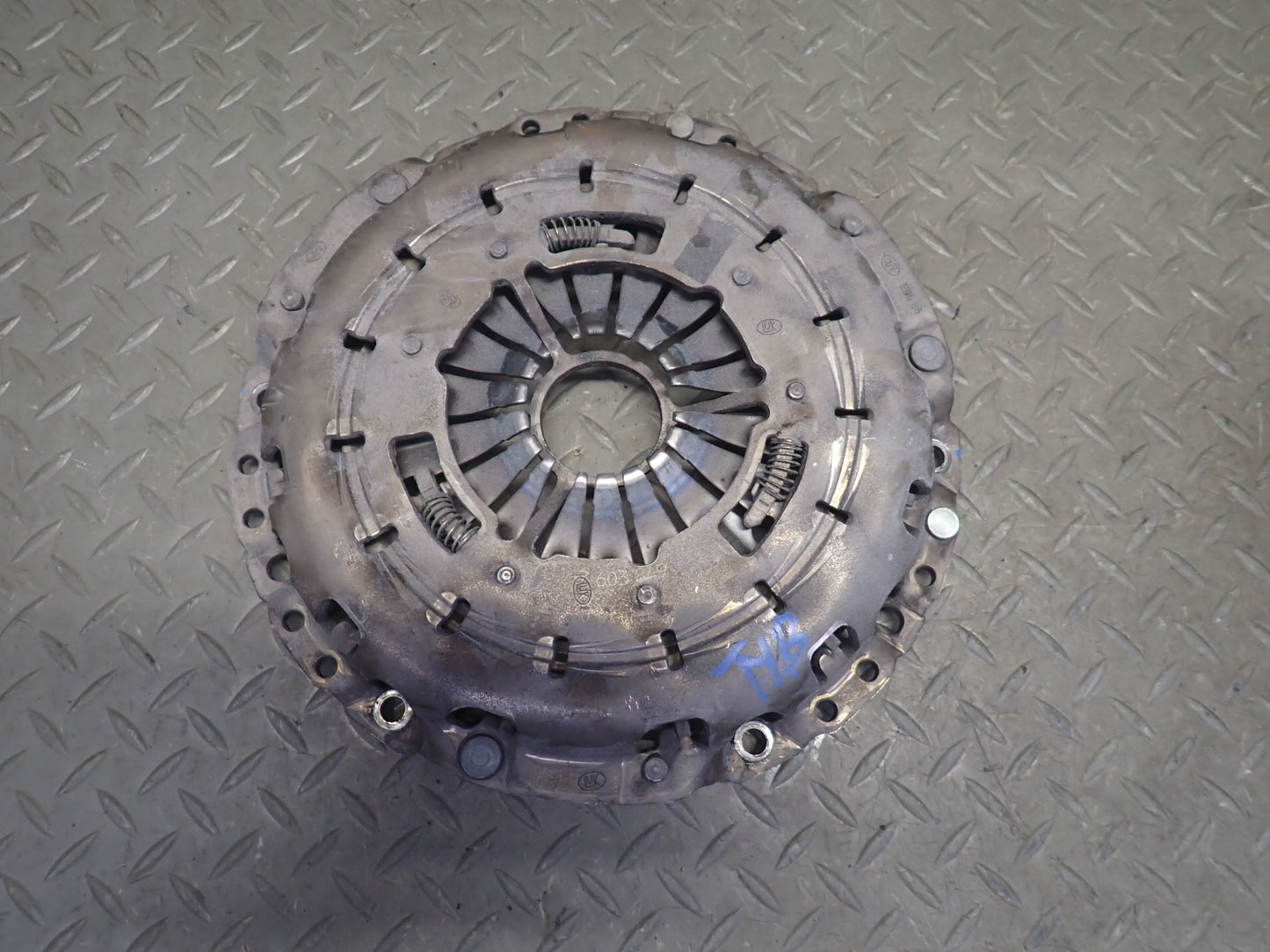 2011 BMW E93 335i GS6-45BZ M/T Clutch Dual Mass Flywheel Pressure Plate Set OEM