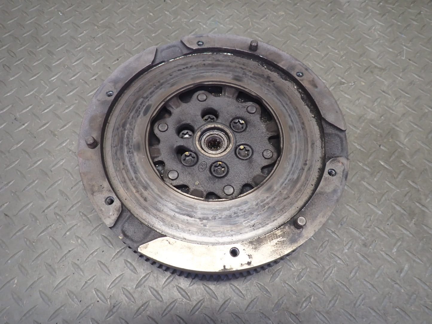 2011 BMW E93 335i GS6-45BZ M/T Clutch Dual Mass Flywheel Pressure Plate Set OEM