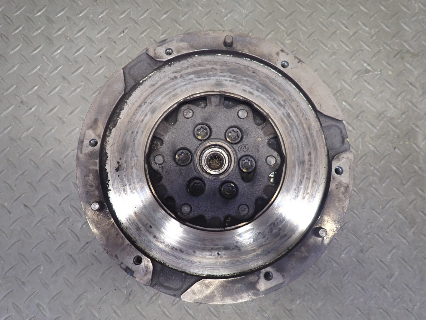 2011 BMW E93 335i GS6-45BZ M/T Clutch Dual Mass Flywheel Pressure Plate Set OEM