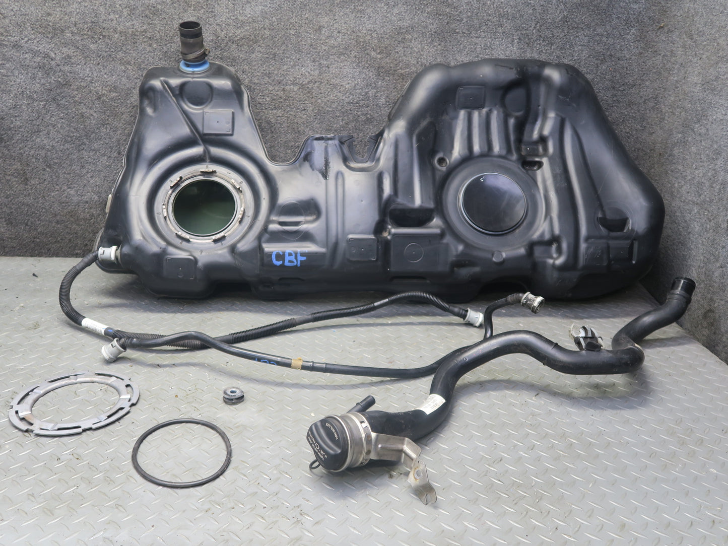 14-16 BMW F32 F33 435I Fuel Gas Tank w Filler Neck & Pipe Set OEM