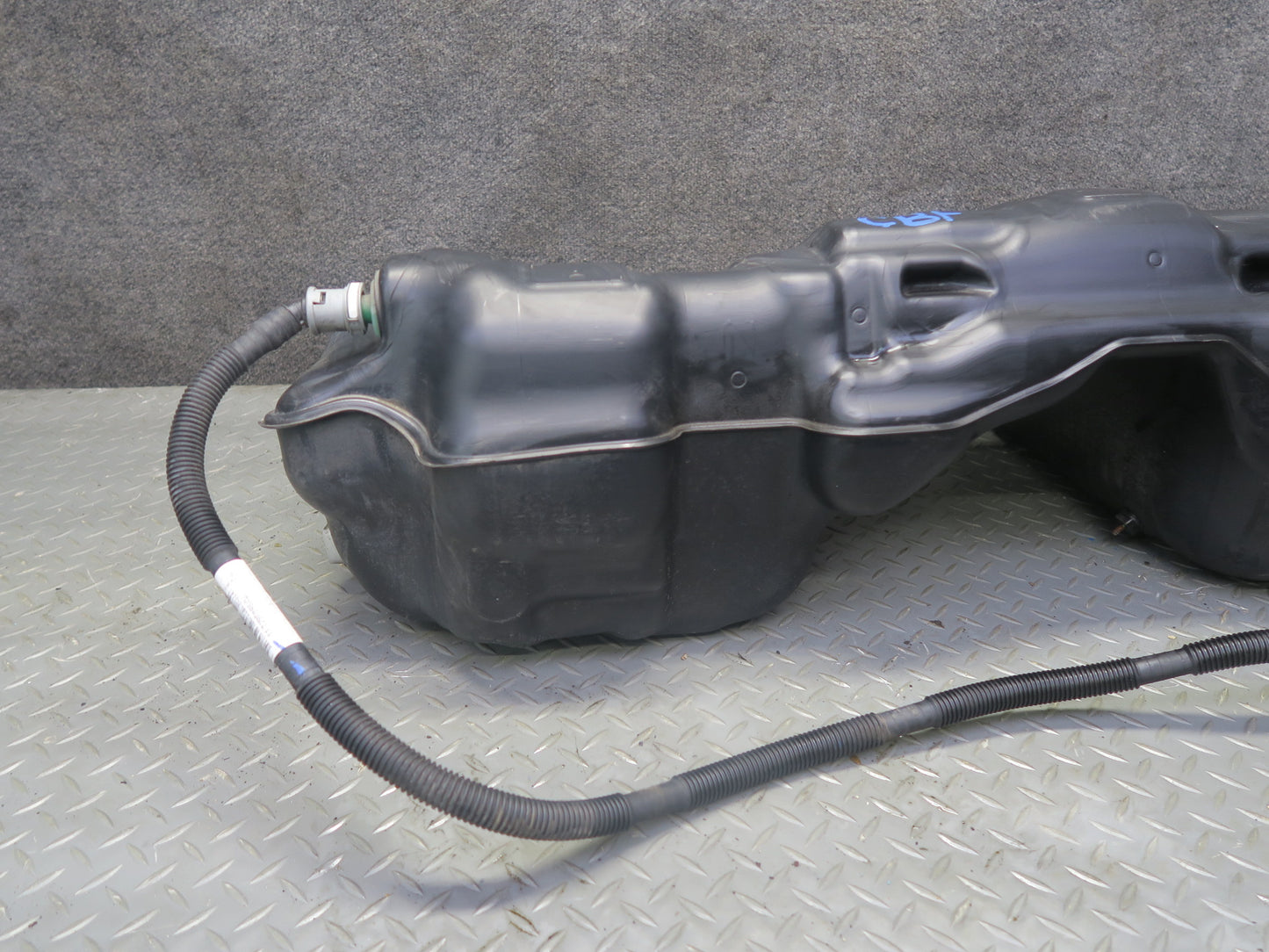 14-16 BMW F32 F33 435I Fuel Gas Tank w Filler Neck & Pipe Set OEM