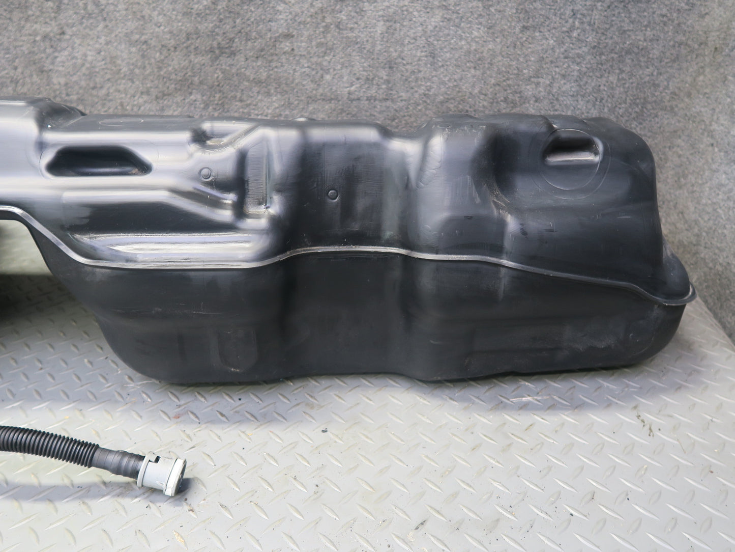 14-16 BMW F32 F33 435I Fuel Gas Tank w Filler Neck & Pipe Set OEM