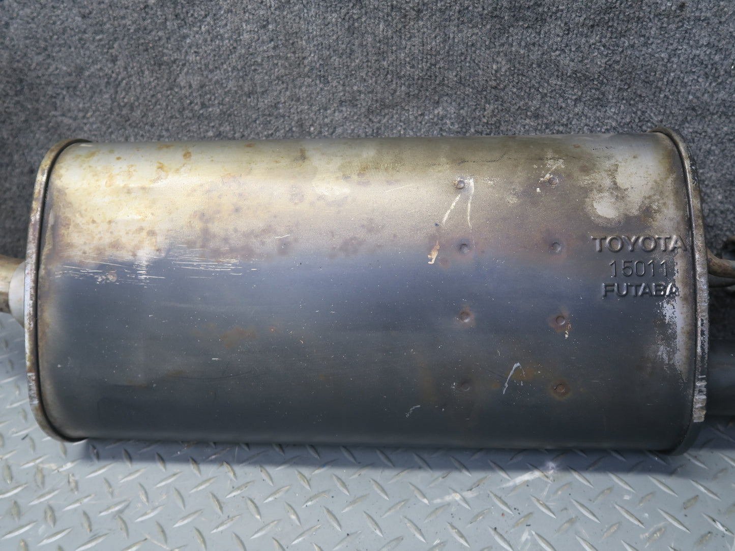 98-00 Lexus UCF20L LS400 Set of 2 Rear Left & Right Exhaust Muffler OEM