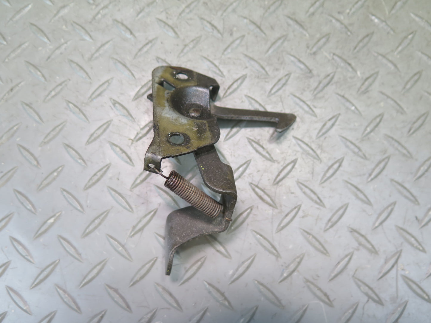 1991-1992 Toyota Land Cruiser FJ80 Front Hood Bonnet Release Lock Latch Set