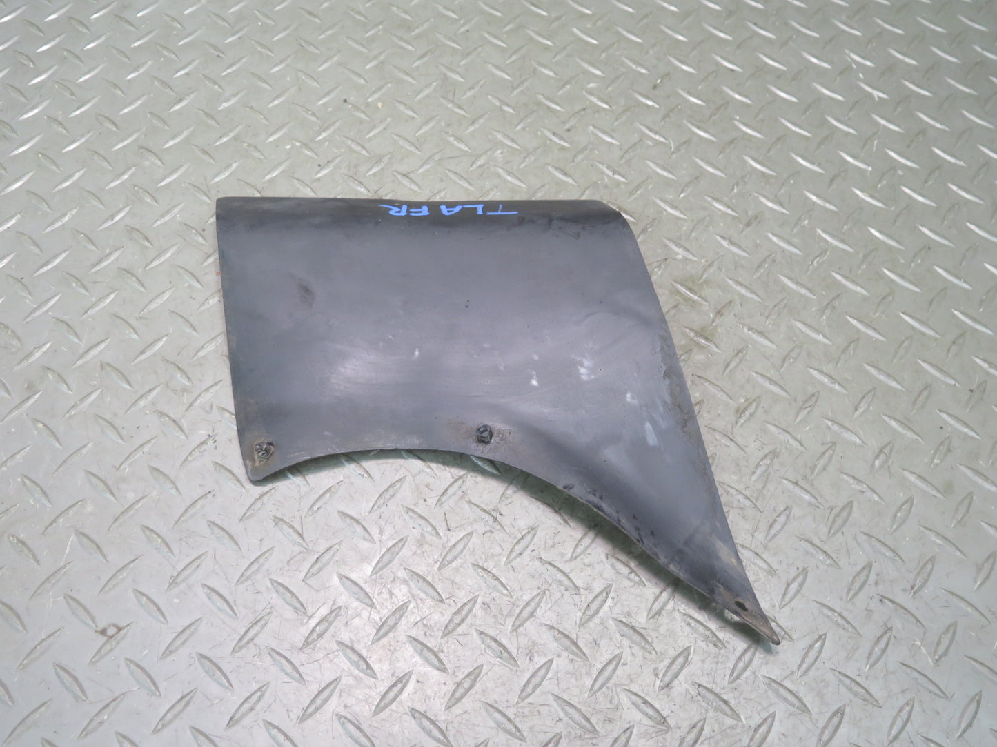 91-94 Toyota Land Cruiser FJ80 Front Right Fender Arch Liner Splash Shield Set