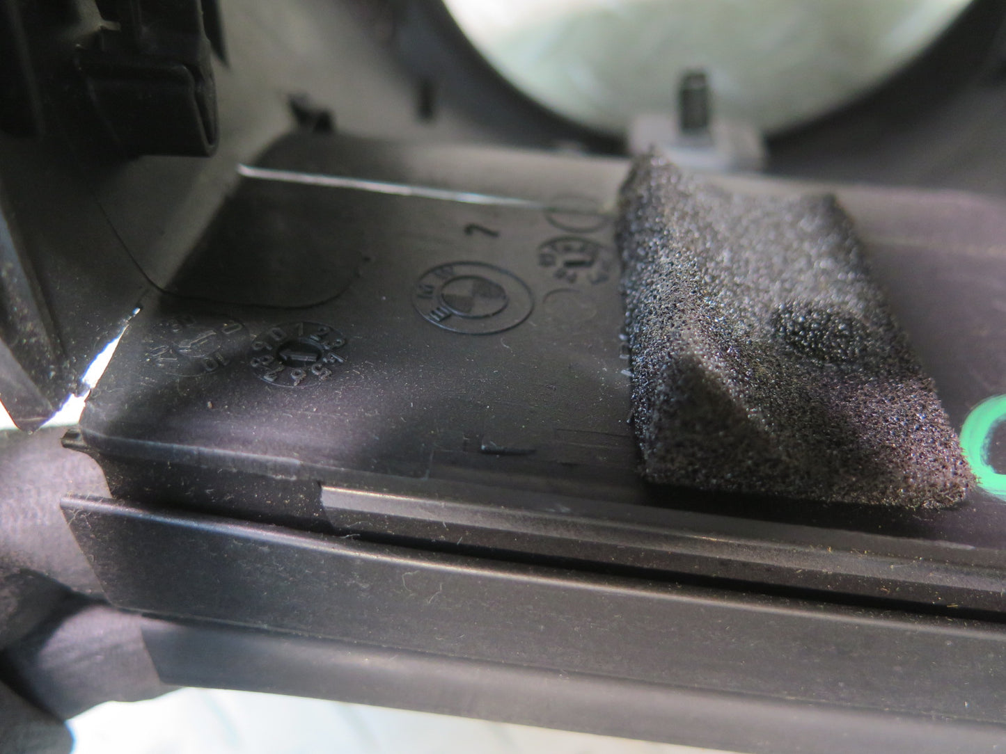 94-99 BMW E36 318CI Steering Column Upper & Lower Trim Panel Black OEM