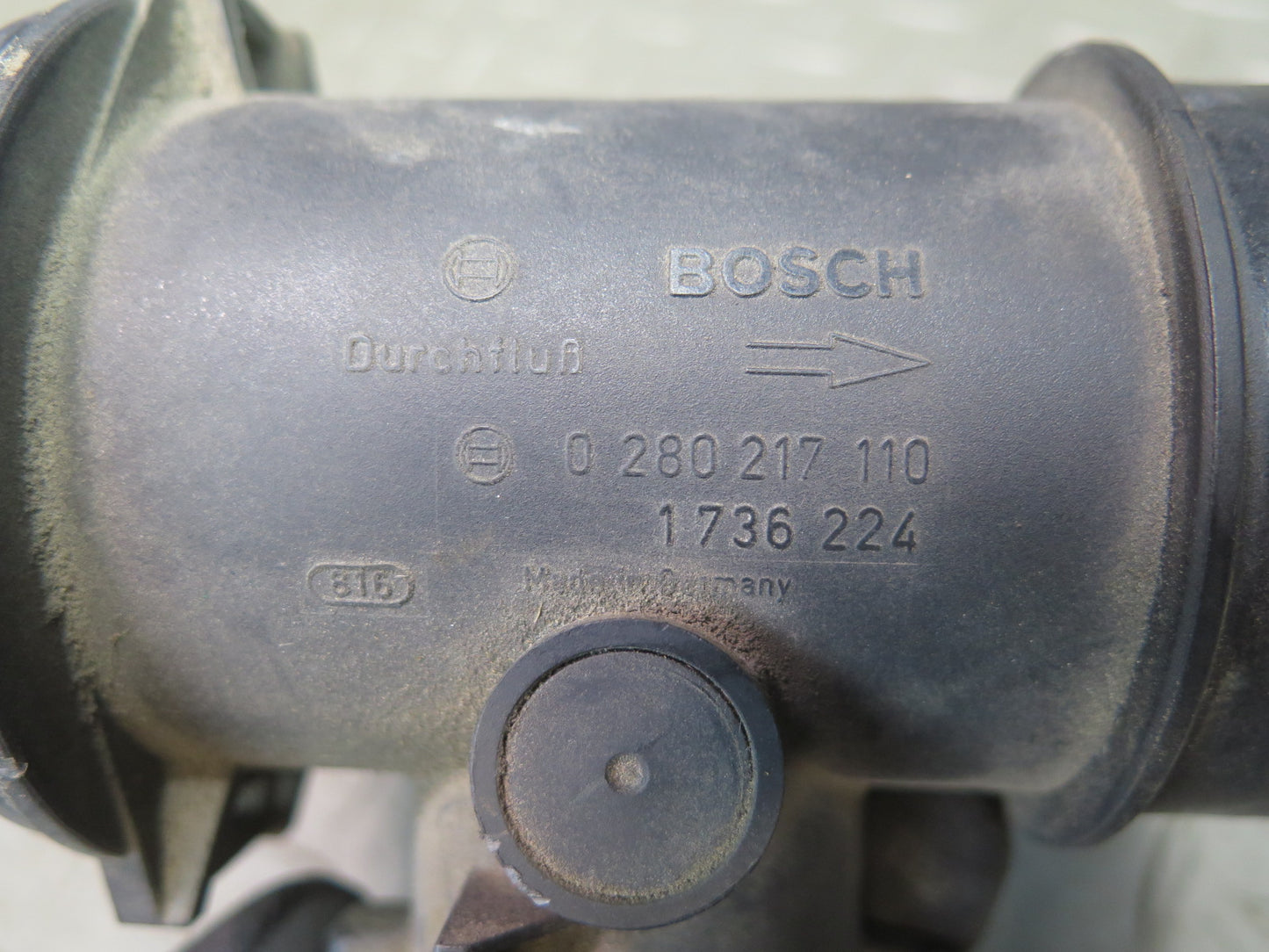 96-99 BMW E36 318ic M44 Mass Air Flow Meter MAF Sensor 1736224 OEM