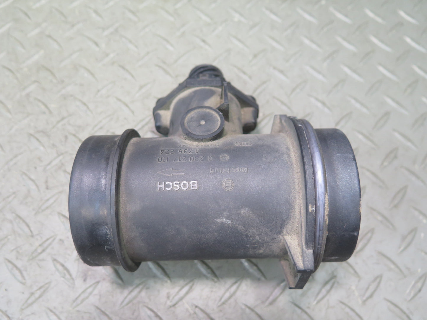 96-99 BMW E36 318ic M44 Mass Air Flow Meter MAF Sensor 1736224 OEM