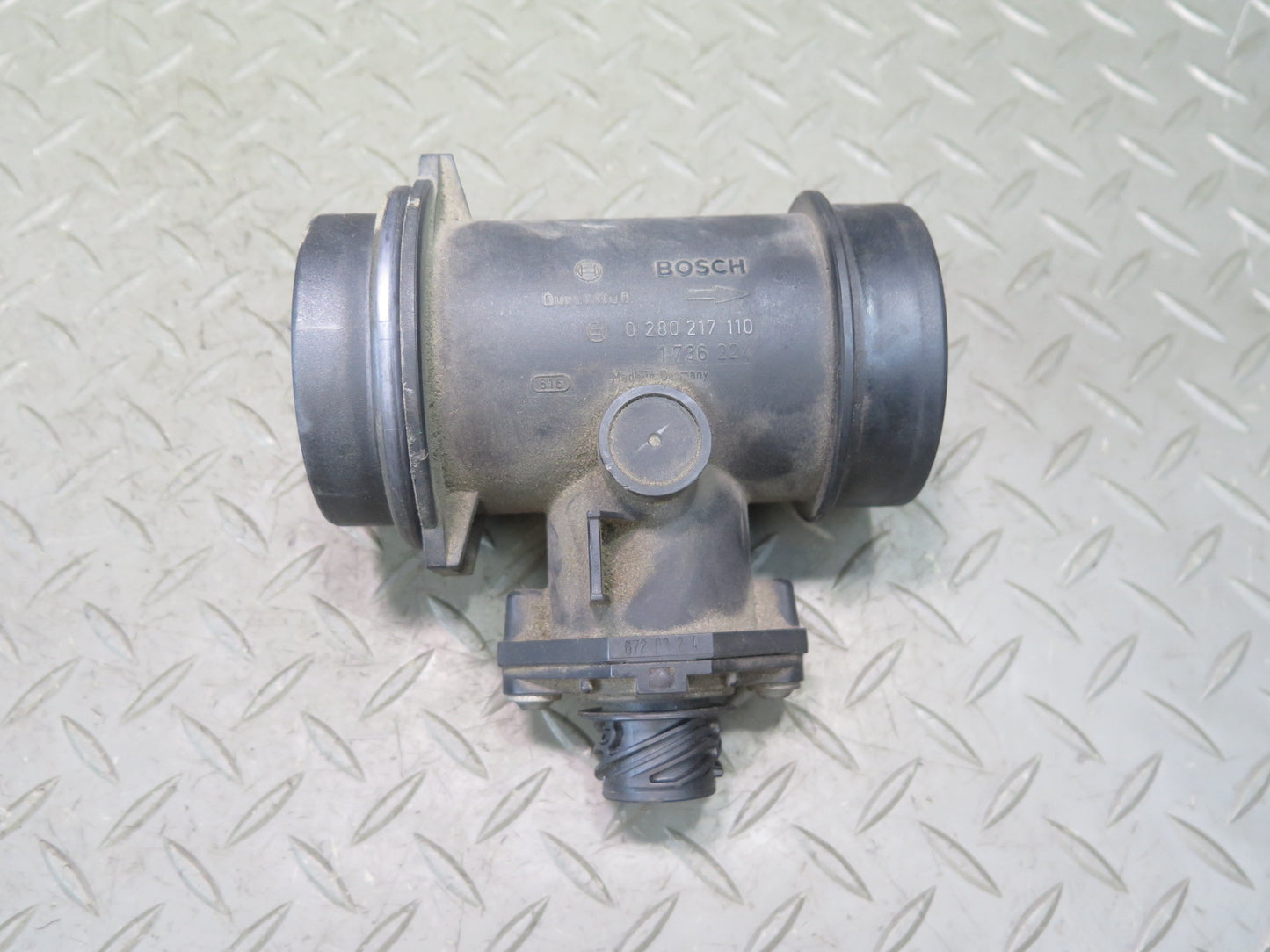 96-99 BMW E36 318ic M44 Mass Air Flow Meter MAF Sensor 1736224 OEM