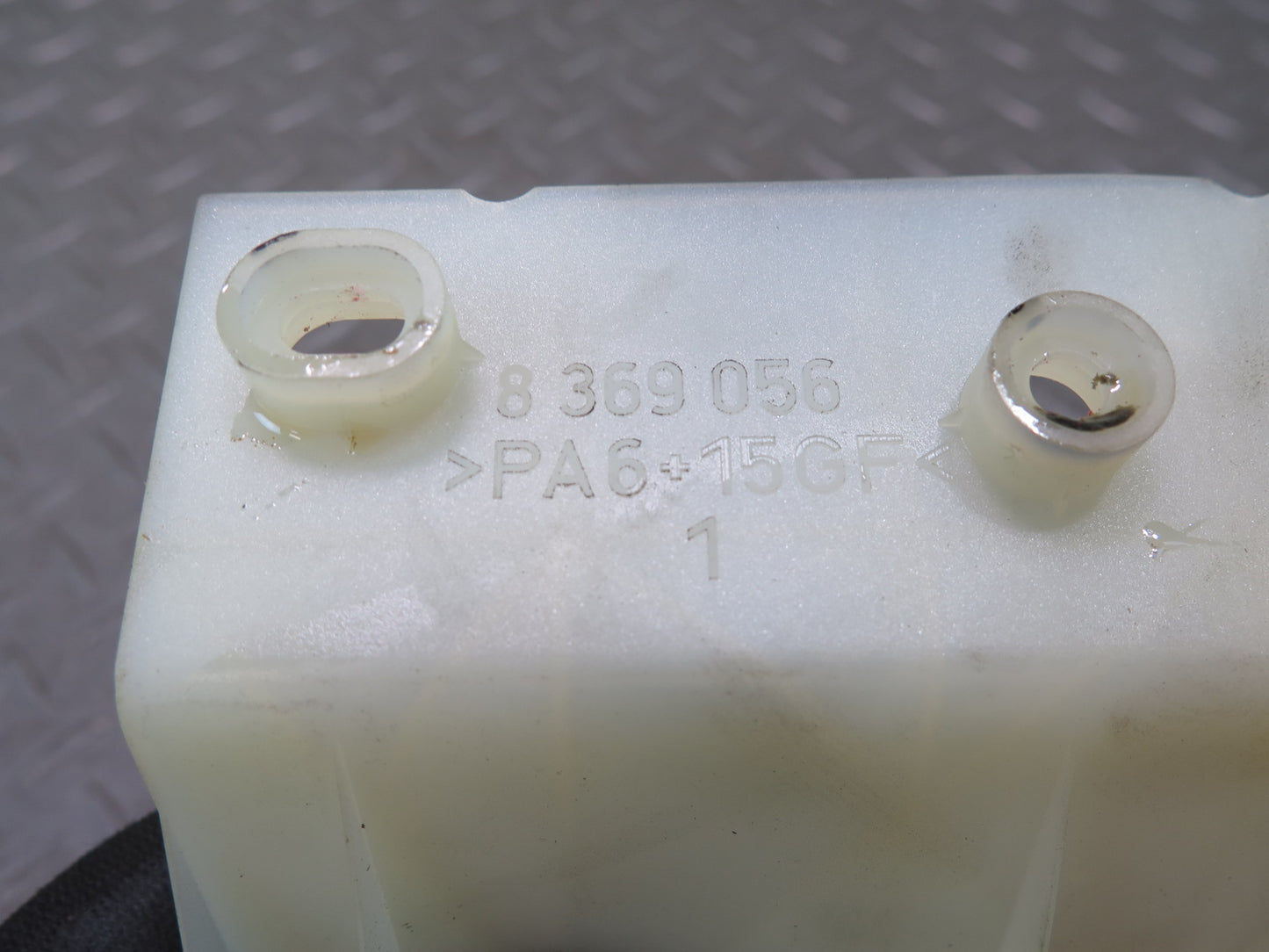 94-99 BMW E36 318iC Under Dash Fuse Relay Box w Bracket 8369056 OEM