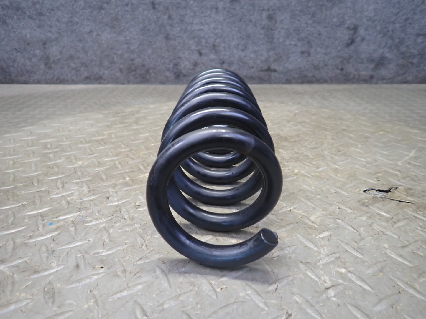 14-16 BMW F32 435XI AWD Rear Suspension Left & Right Coil Spring Set OEM