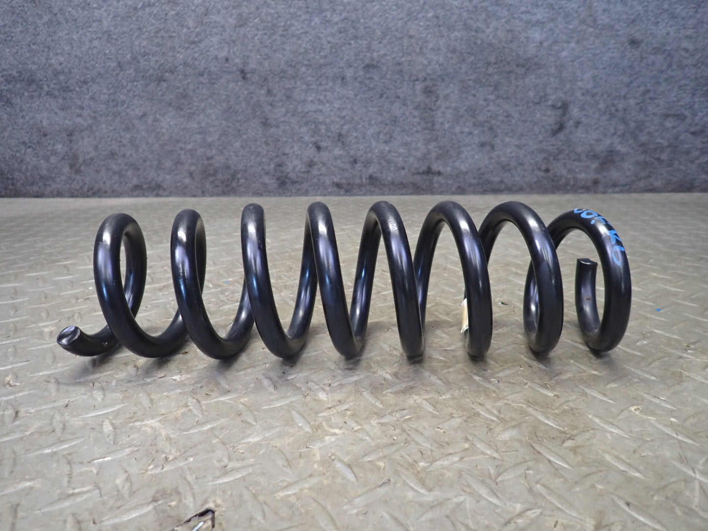 14-16 BMW F32 435XI AWD Rear Suspension Left & Right Coil Spring Set OEM
