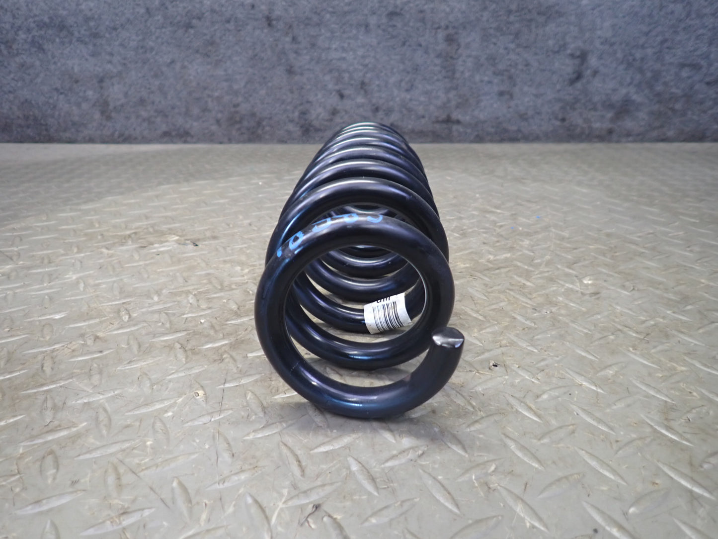 14-16 BMW F32 435XI AWD Rear Suspension Left & Right Coil Spring Set OEM