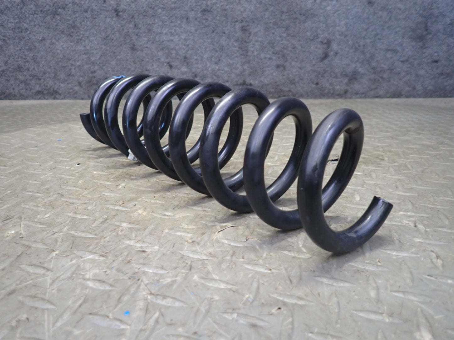 14-16 BMW F32 435XI AWD Rear Suspension Left & Right Coil Spring Set OEM