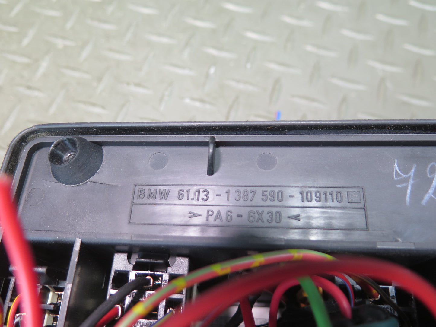 94-99 BMW E36 318Ci Under Hood Engine Bay Fuse Relay Box 1387590 OEM