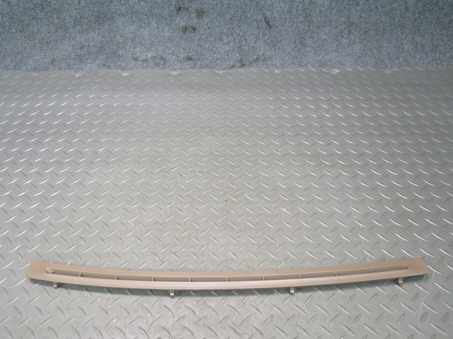 94-99 BMW E36 318CI Set of 2 Dash Left & Right Defrost Air Vent Grille Beige OEM