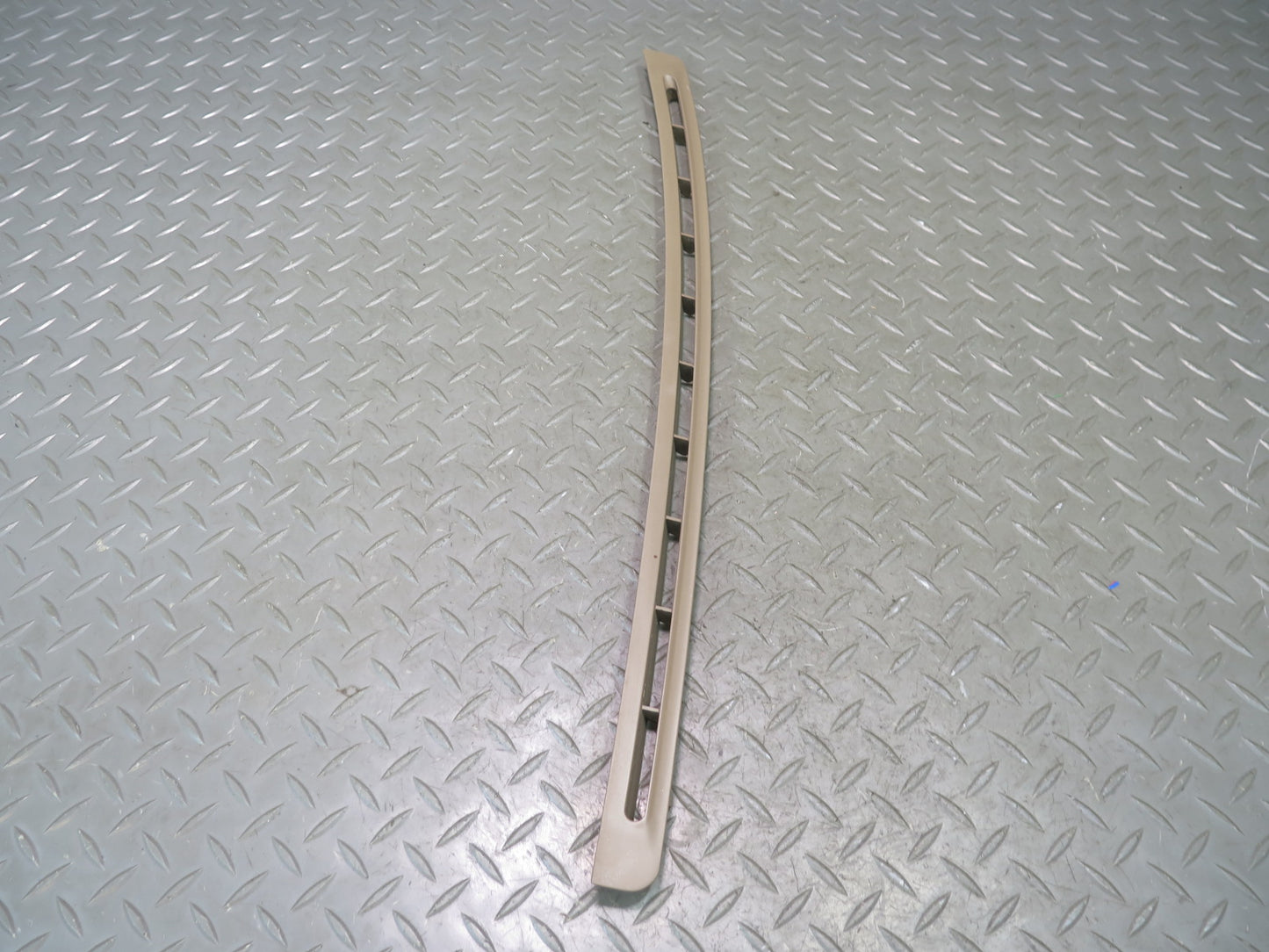 94-99 BMW E36 318CI Set of 2 Dash Left & Right Defrost Air Vent Grille Beige OEM