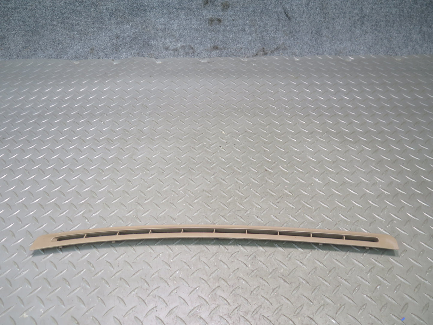 94-99 BMW E36 318CI Set of 2 Dash Left & Right Defrost Air Vent Grille Beige OEM