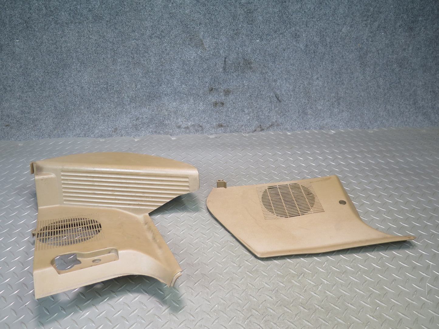 94-99 BMW E36 318iC Convertible Set of 2 Front Left & Right Kick Trim Panel OEM