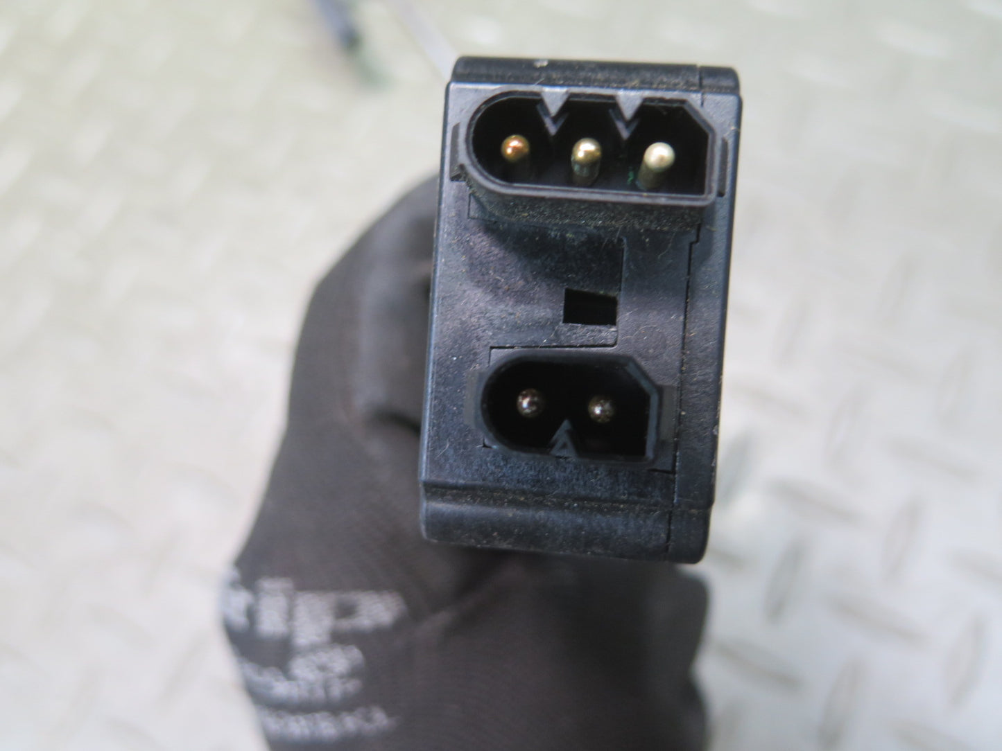 96-99 BMW E36 318ic Convert Rear Trunk Lock Drive Locking Mechanism 8362050 OEM