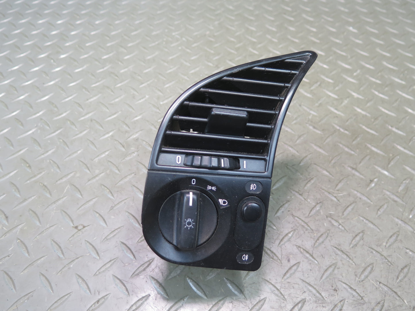 94-99 BMW E36 318ic Conv Set of 3 Dash Left Center Right Air Vent Trim Panel OEM