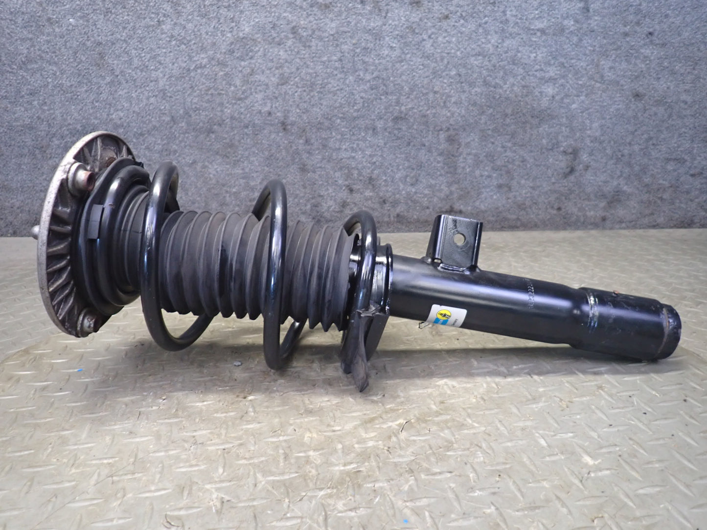 14-15 BMW F32 435XI AWD Front Right Strut Shock Absorber Bilstein