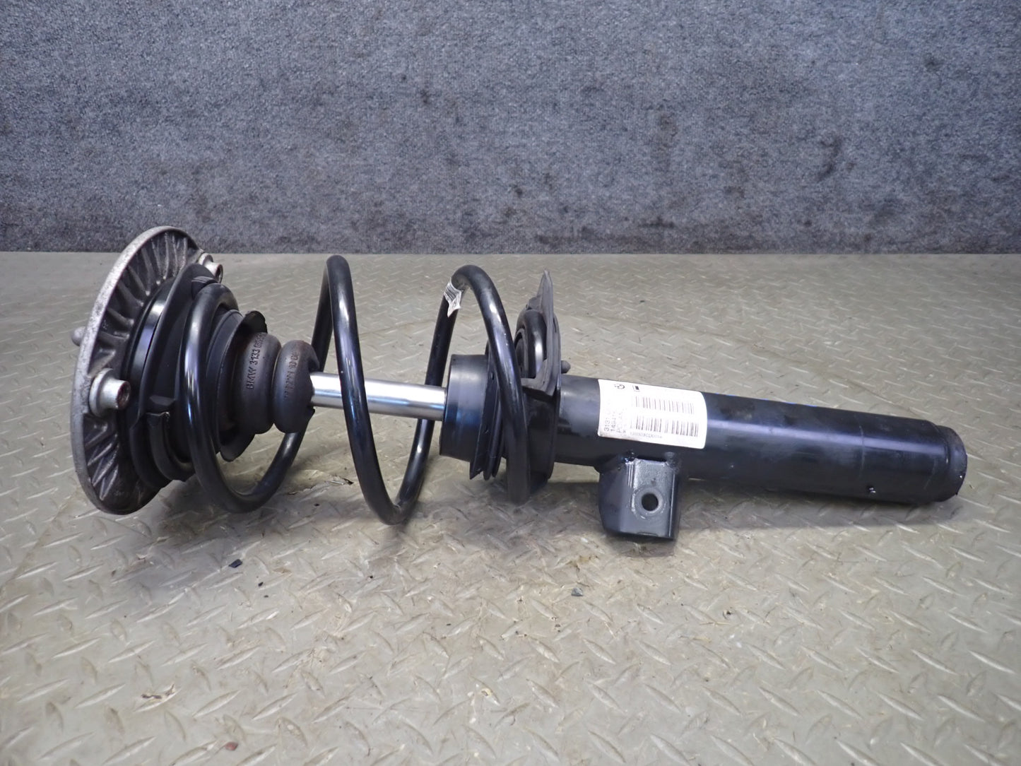 14-15 BMW F32 435XI AWD Front Left Strut Shock Absorber w Spring OEM