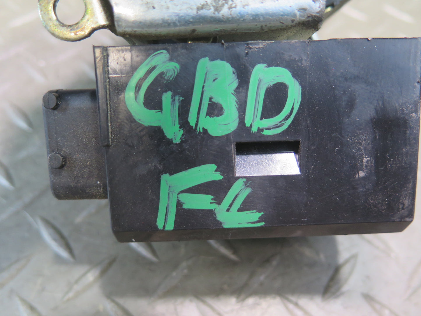 94-99 BMW E36 318ic Convertible Coupe Front Left Door Lock Latch Actuator OEM