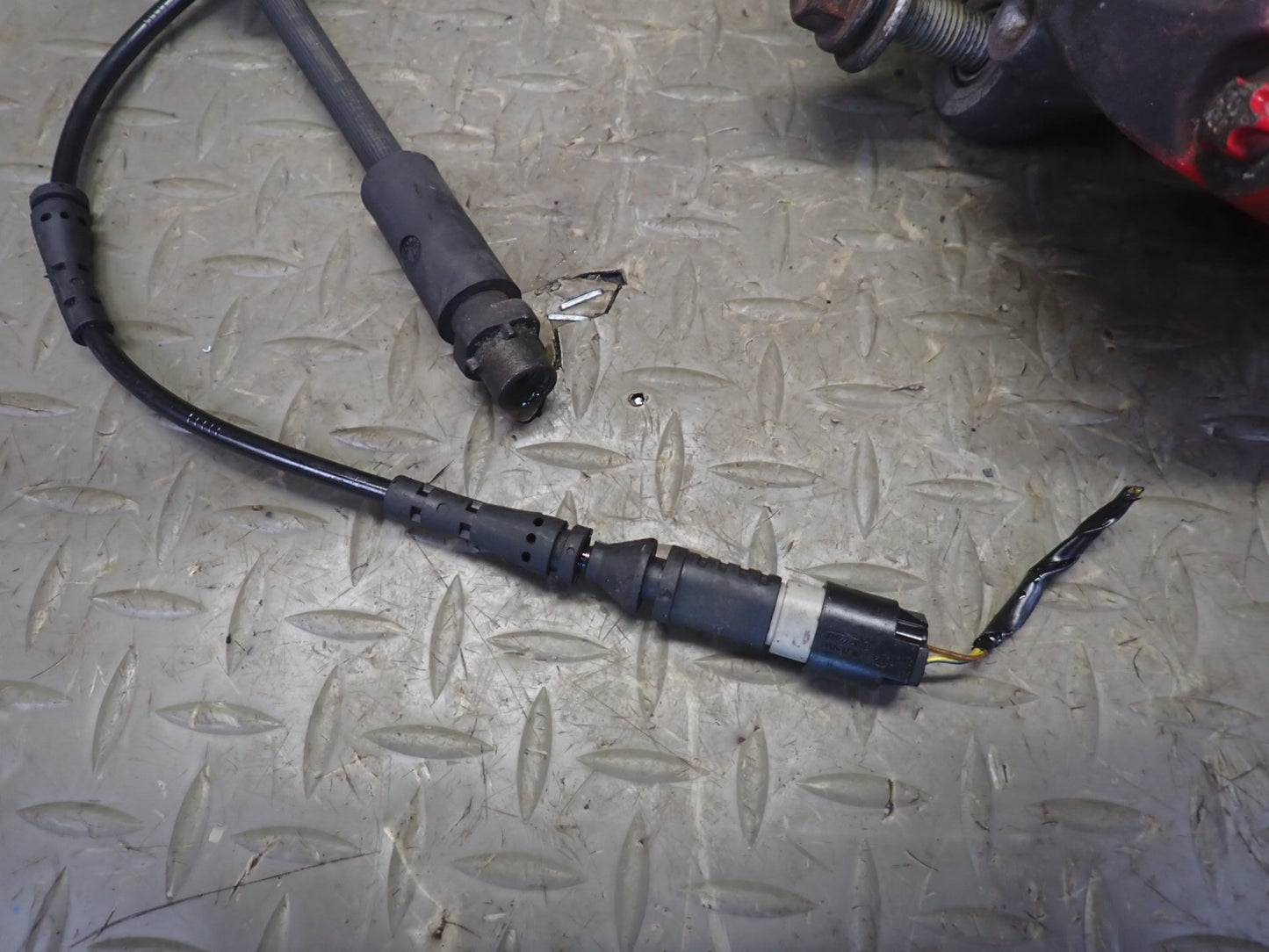 14-16 BMW F32 F33 435I Front Left Right M-sport Brake Caliper Brembo Set OEM