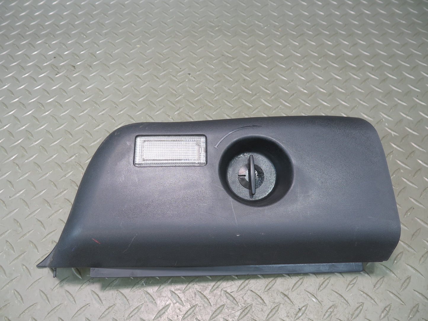 94-99 BMW E36 318iC Convertible Rear Left Right Tail Light Access Panel Set OEM
