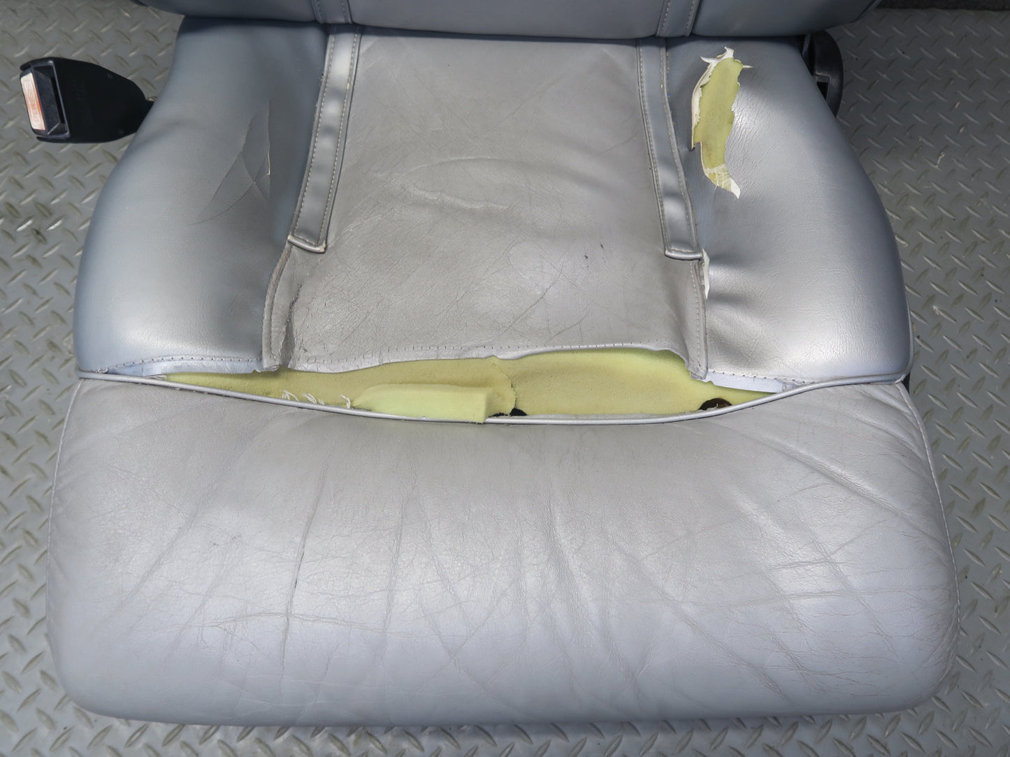 82-83 Datsun Nissan 280ZX S130 2+0 Set of 2 Front Right & Left Leather Seat OEM