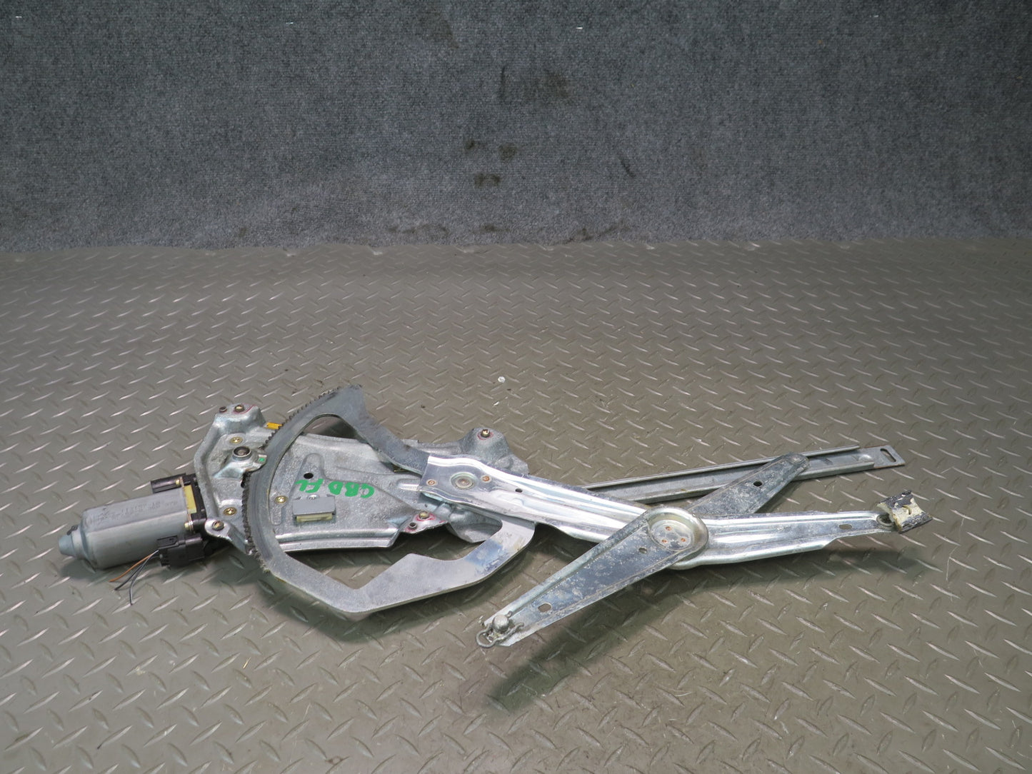 94-99 BMW E36 318ic Convertible Coupe Left Door Window Regulator w Motor OEM