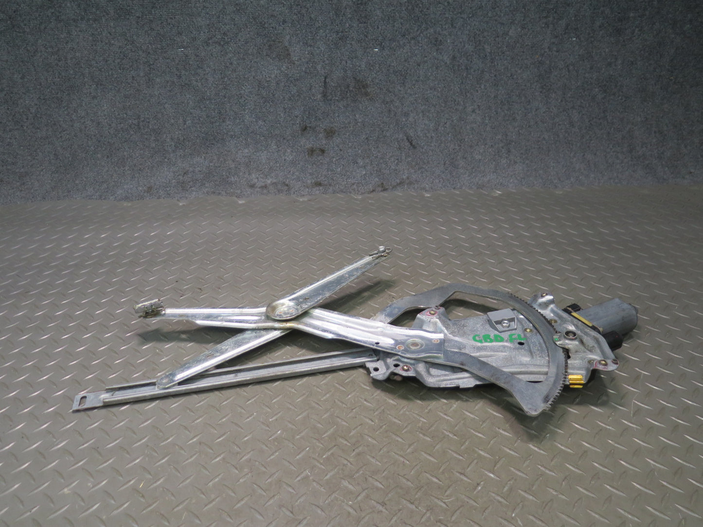 94-99 BMW E36 318ic Convertible Coupe Left Door Window Regulator w Motor OEM