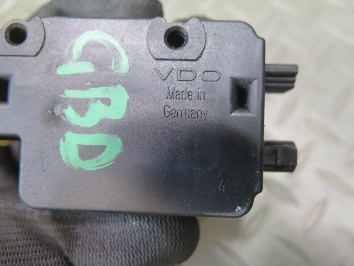 94-99 BMW E36 318iC Convertible Rear Trunk Lid Lock Latch Actuator 8361363 OEM