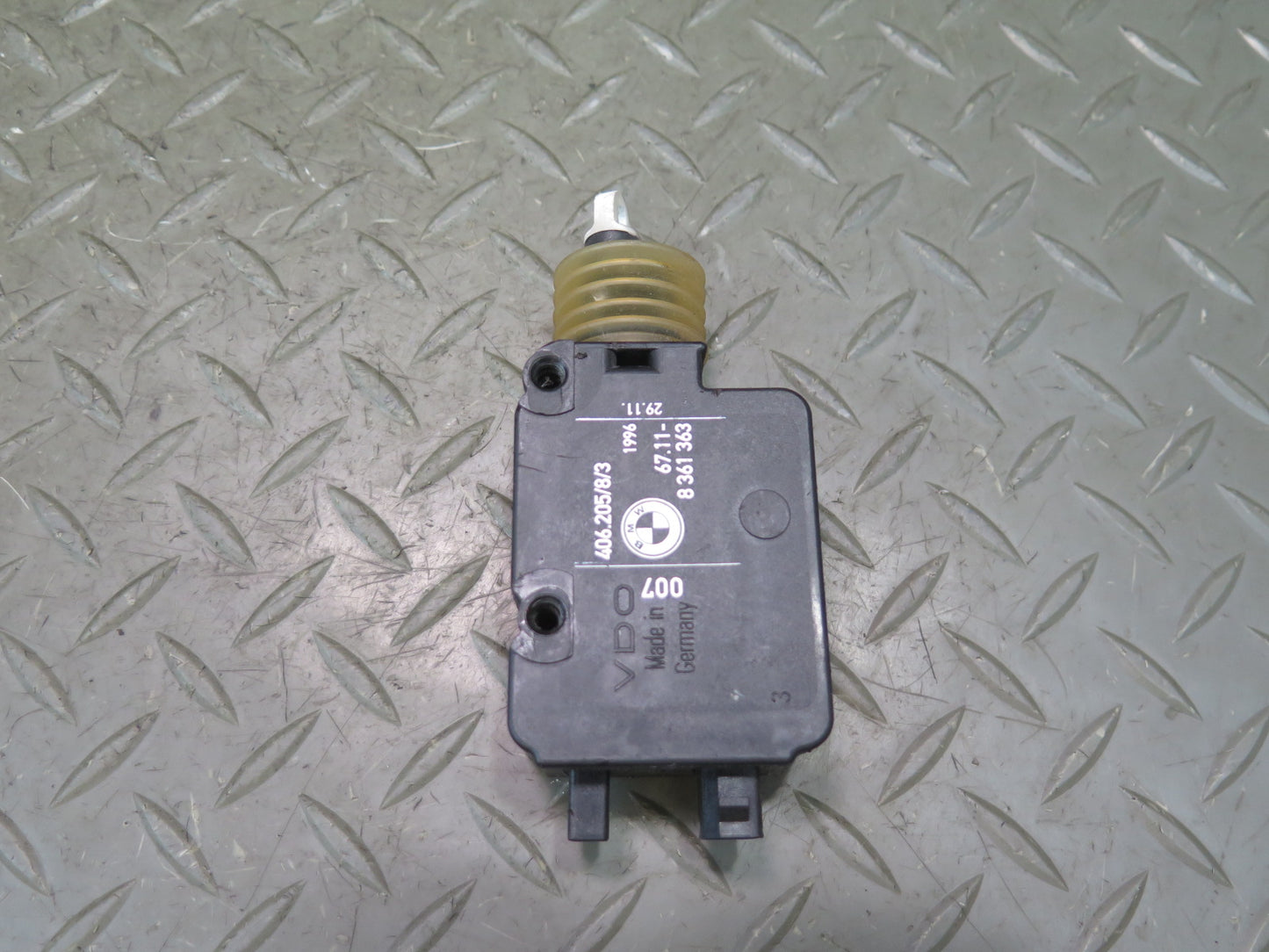 94-99 BMW E36 318iC Convertible Rear Trunk Lid Lock Latch Actuator 8361363 OEM