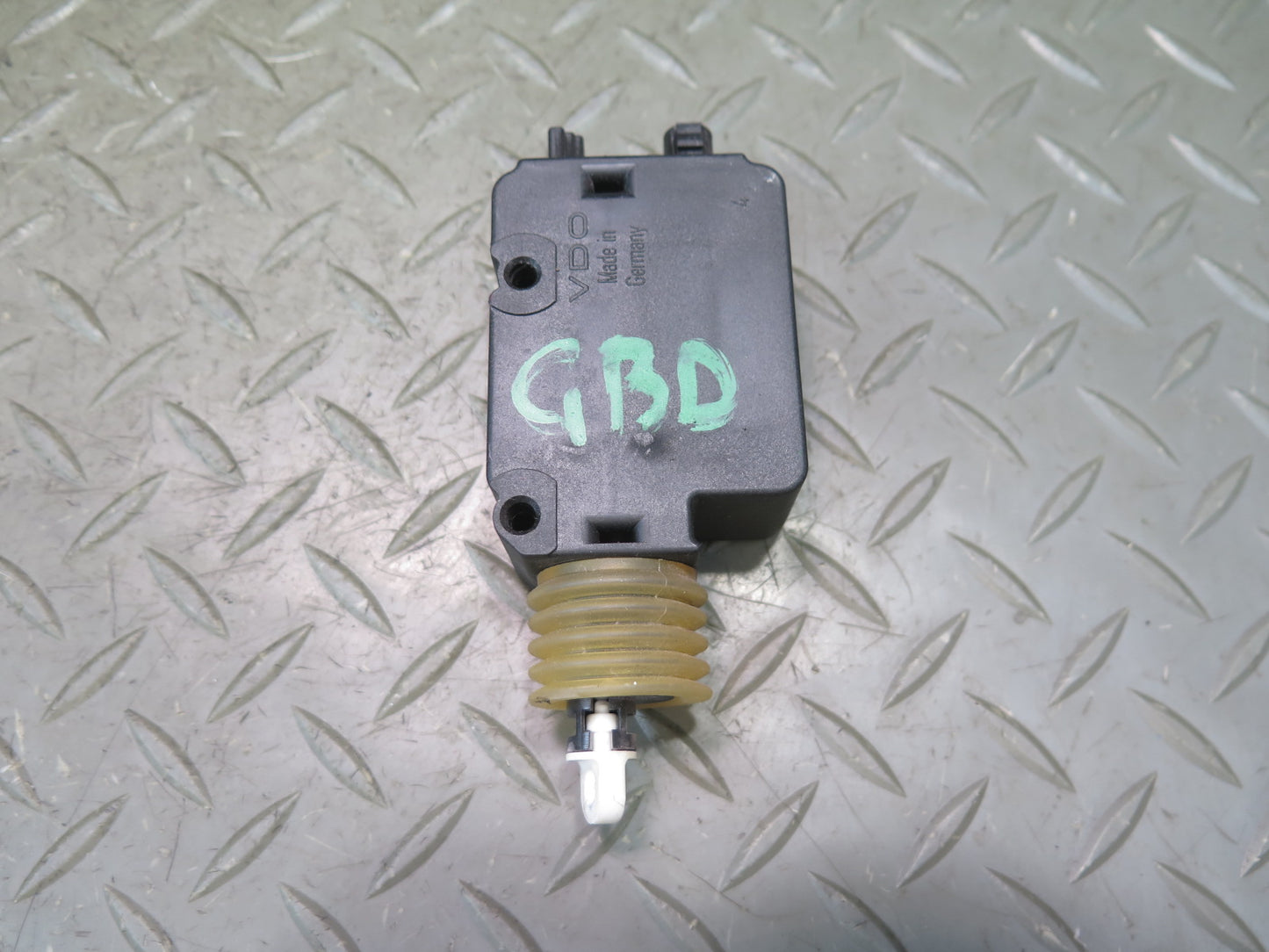 94-99 BMW E36 318iC Convertible Rear Trunk Lid Lock Latch Actuator 8361363 OEM